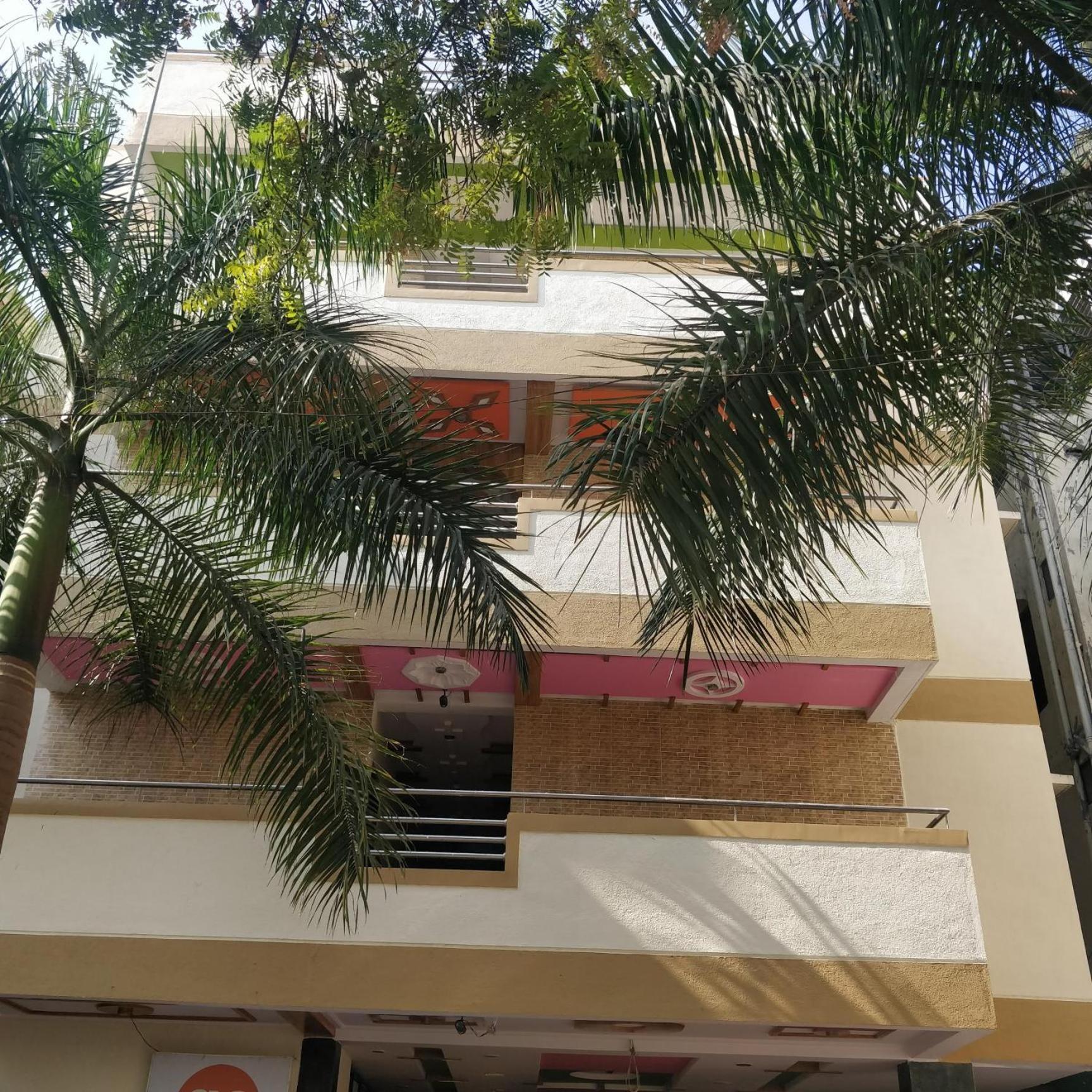 Hotel Delta Executive Shirdi Exterior foto