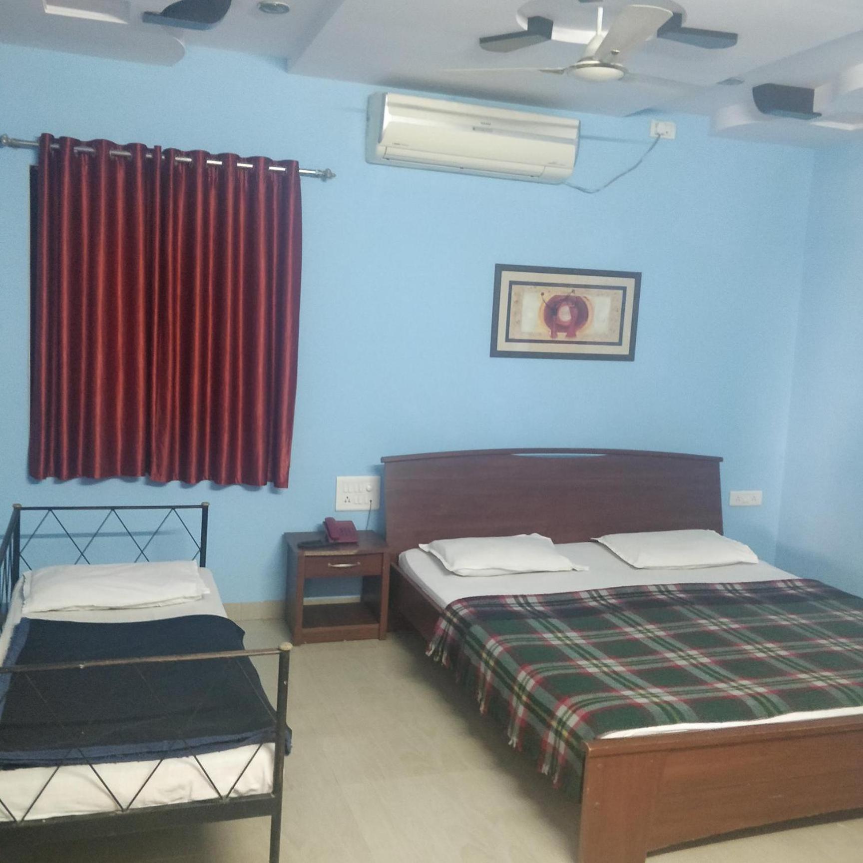 Hotel Delta Executive Shirdi Exterior foto
