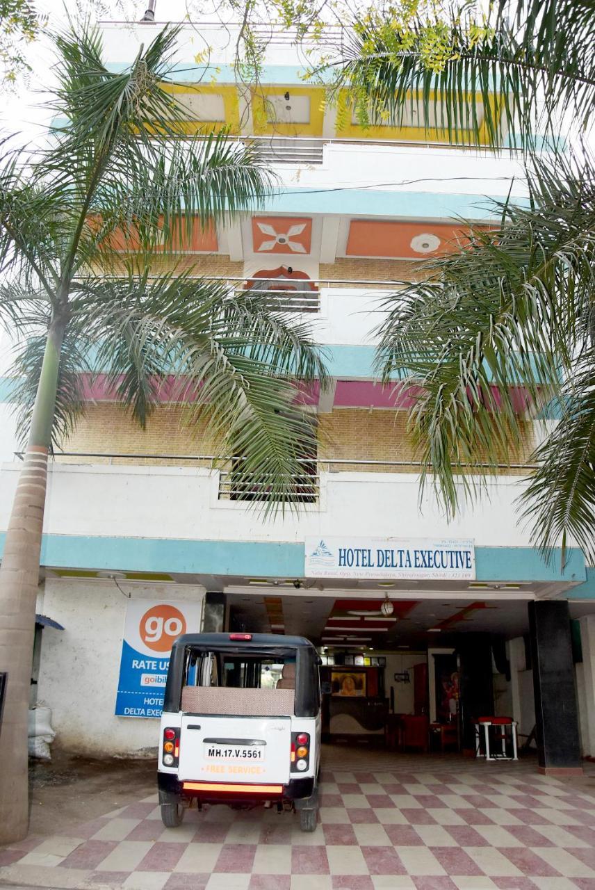 Hotel Delta Executive Shirdi Exterior foto